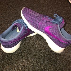 Women’s Nike Roshe One Flyknit